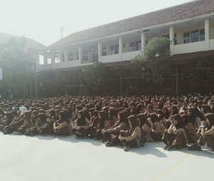 Hari Ini, Peserta Didik SMAN 2 Karawang Terima Raport