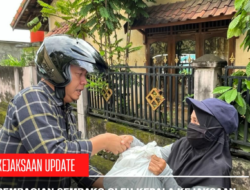 Berbagi Kasih, Kejari Lahat Bagikan Sembako